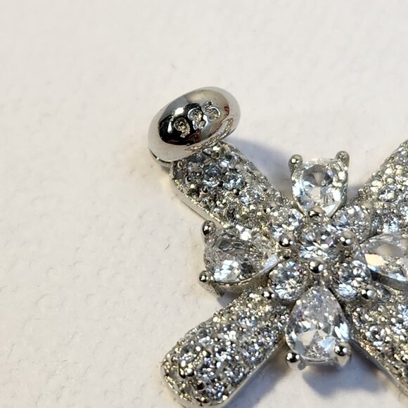 NIB 925 White Diamond Simulant Pave 2.00cts Silver Cross Pendant - Picture 7 of 12